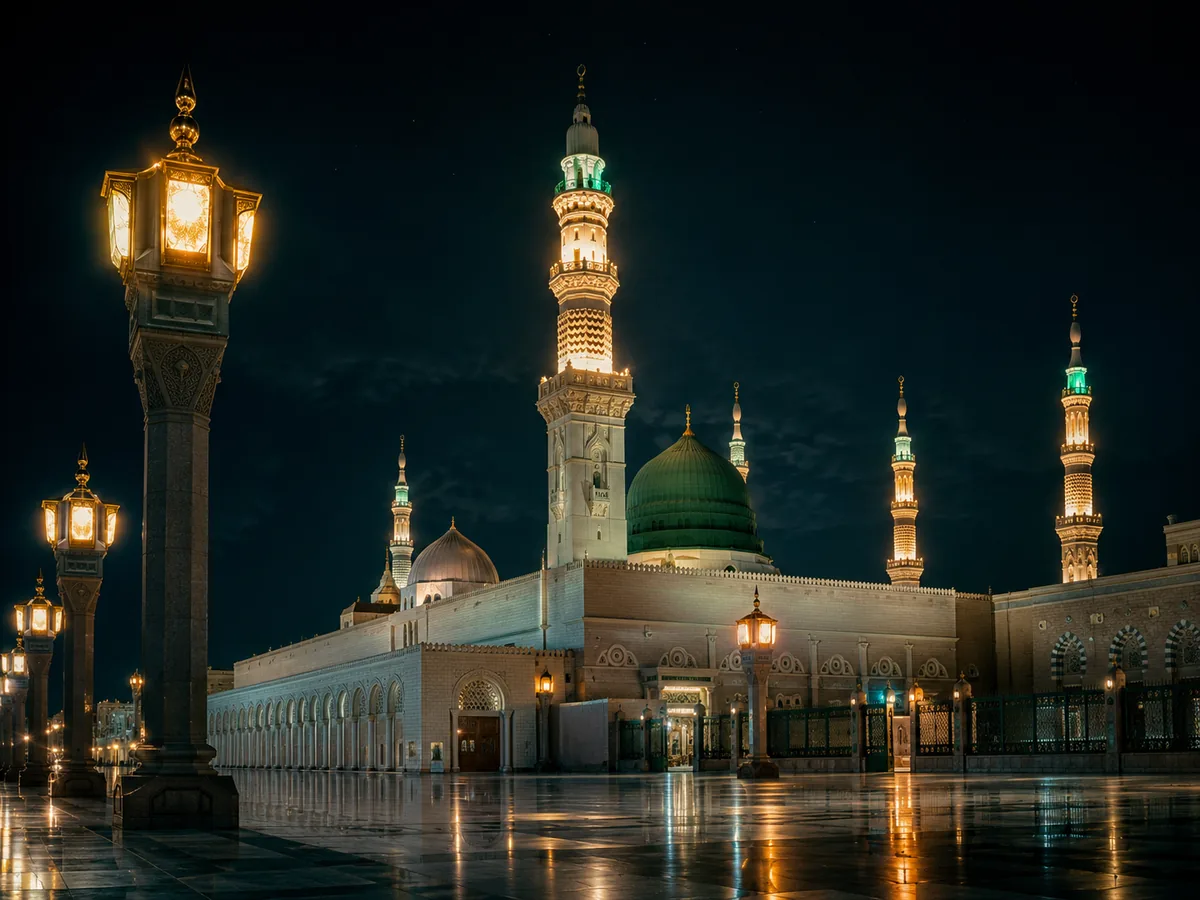 Masjid an-Nabawi Illuminated at Night